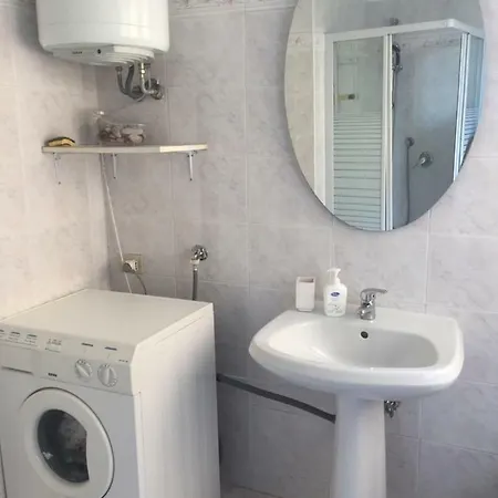 Apartment Grazioso A Pochi Passi Dal Mare In 144 Cours Du Centenaire *
