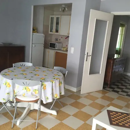 Grazioso A Pochi Passi Dal Mare In 144 Cours Du Centenaire Apartment Menton