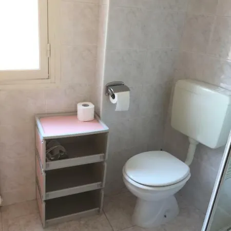 Apartment Grazioso A Pochi Passi Dal Mare In 144 Cours Du Centenaire Menton